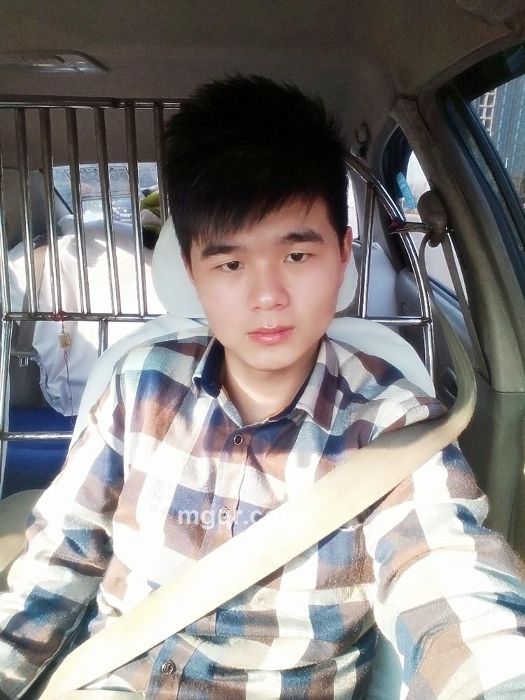 A不夜的城市的头像