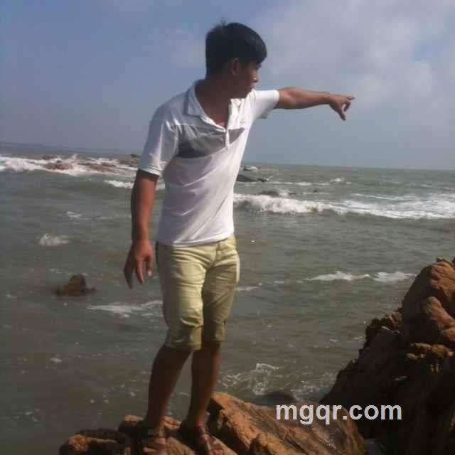 阳光...男人的头像