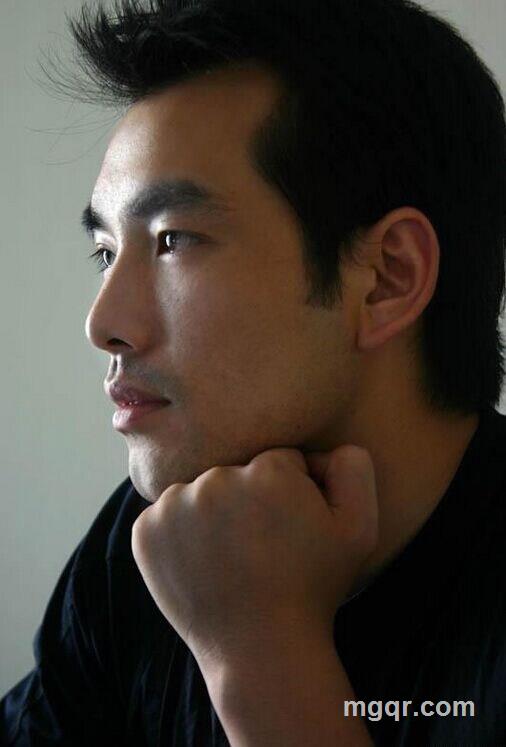 孤海傲舟的头像