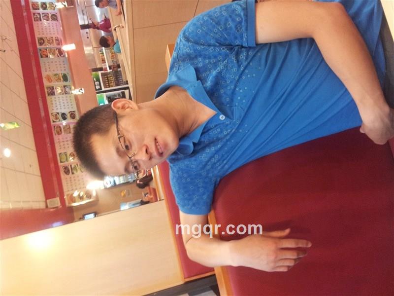 孤独的夜晚2015的头像