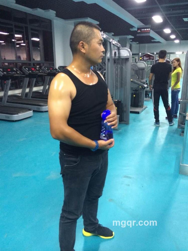 澎湃的三哥的头像