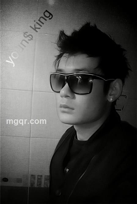 YOUNG G的头像