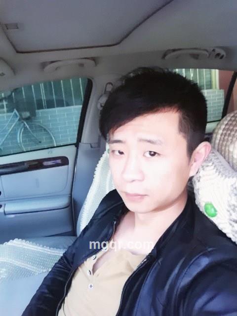 二手艺术家的头像