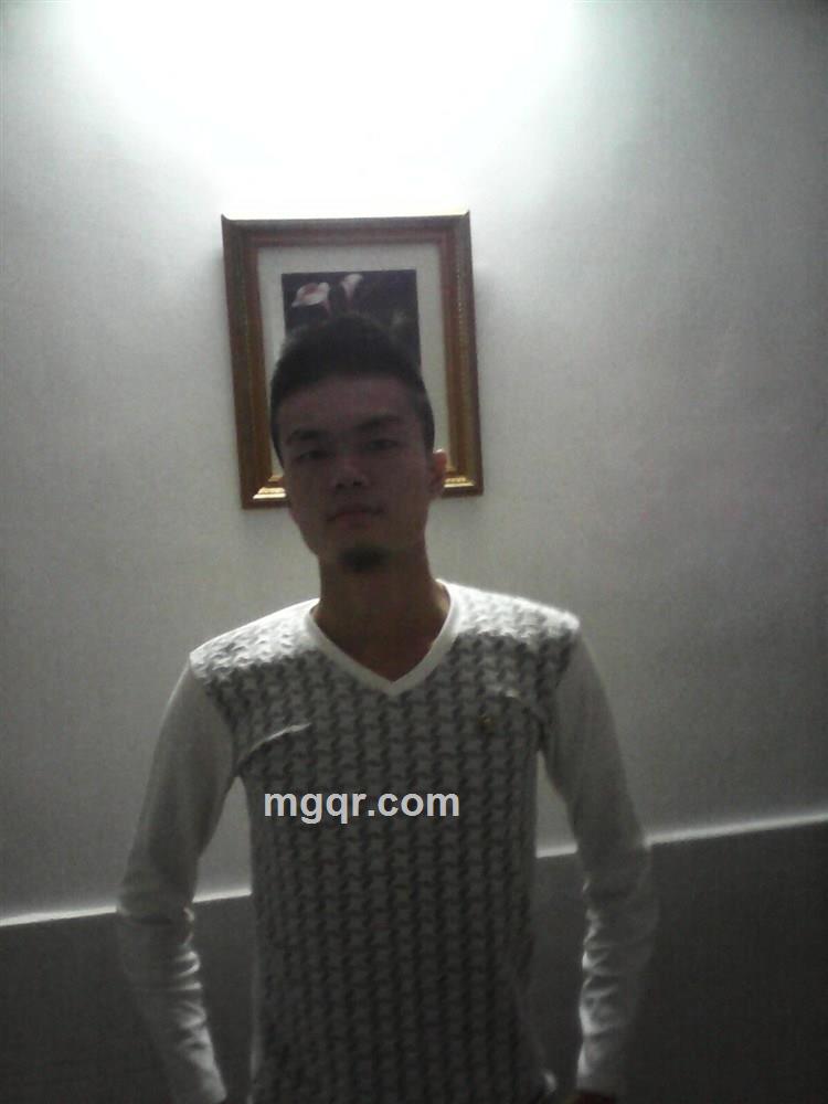 此男子灬很堕落的头像