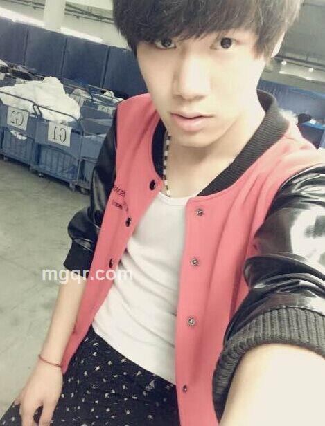 小小小小艾的头像