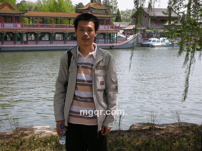 黑家小子的头像