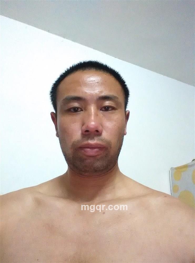 加平凡男人的头像