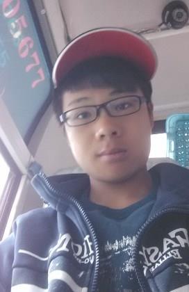 说AI不谈情的头像