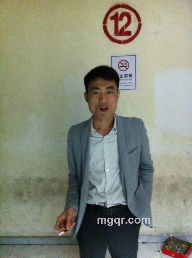 天天,,的头像