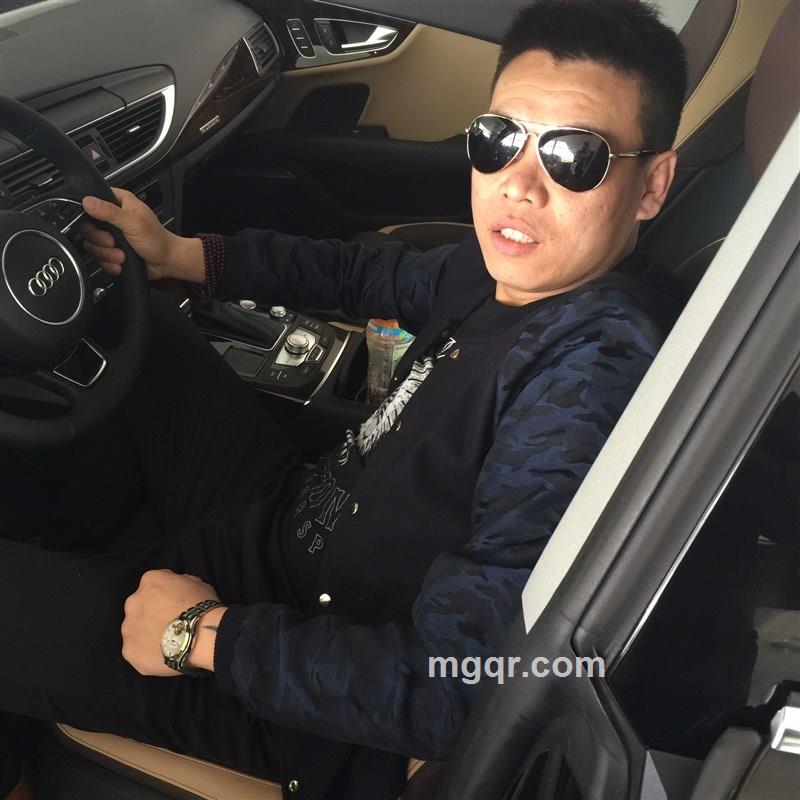 夜色深沉的头像