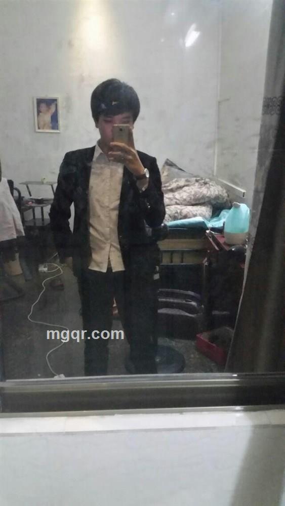 默背你的心碎阿的头像