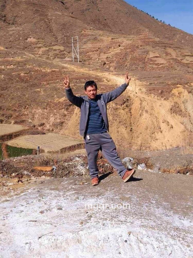 东倒西歪的头像