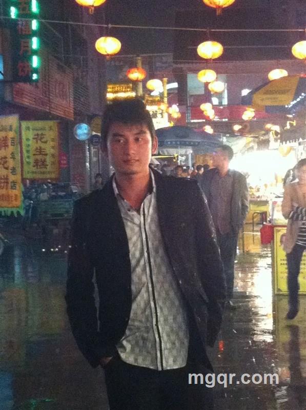 男人~简单就好的头像