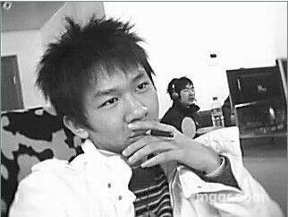 小炮炮玩玩的头像