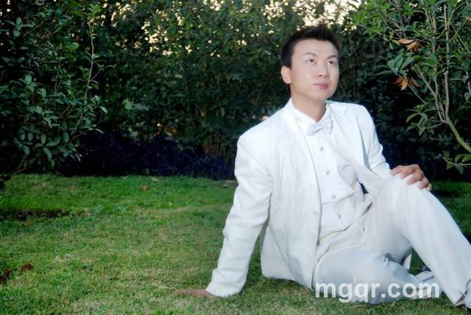 丶各有所需的头像