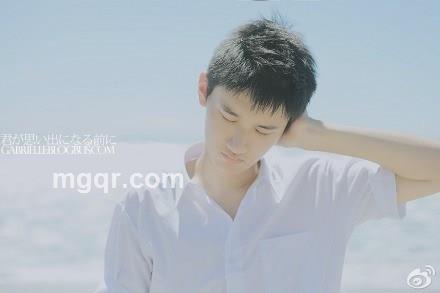 17岁男孩的头像