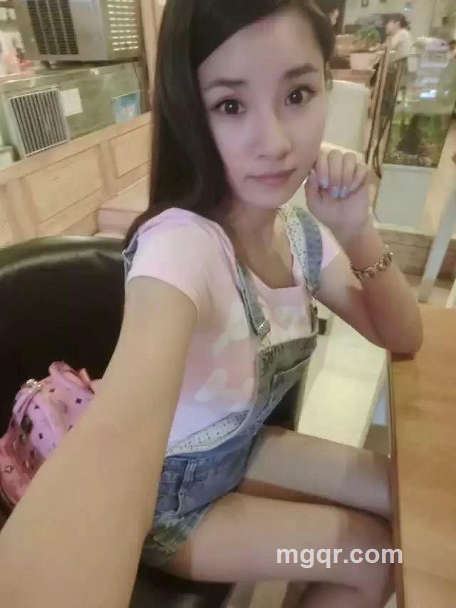 念想°只不过是幼稚的头像