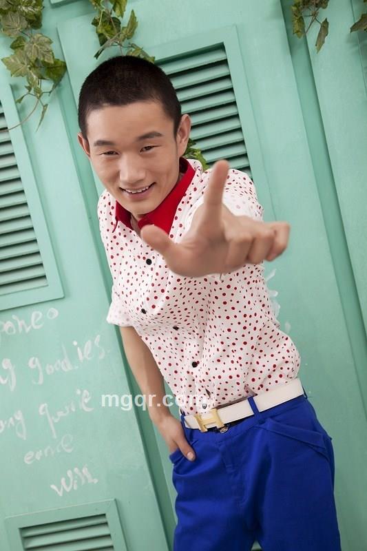 活在梦里的磊的头像