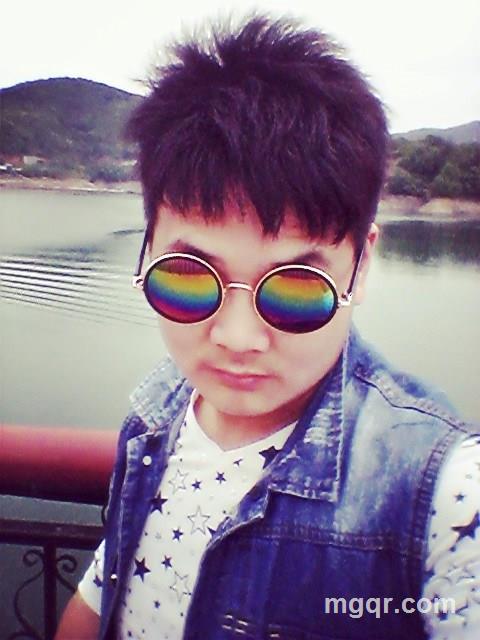 四月的雪的头像