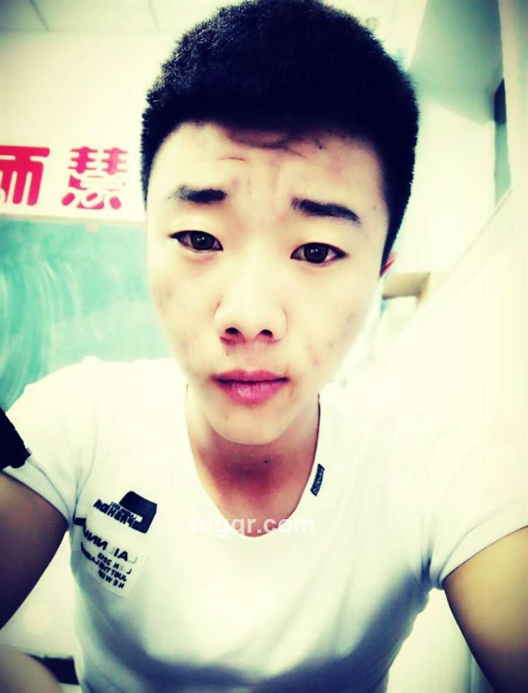 男人不狠，我艹的头像