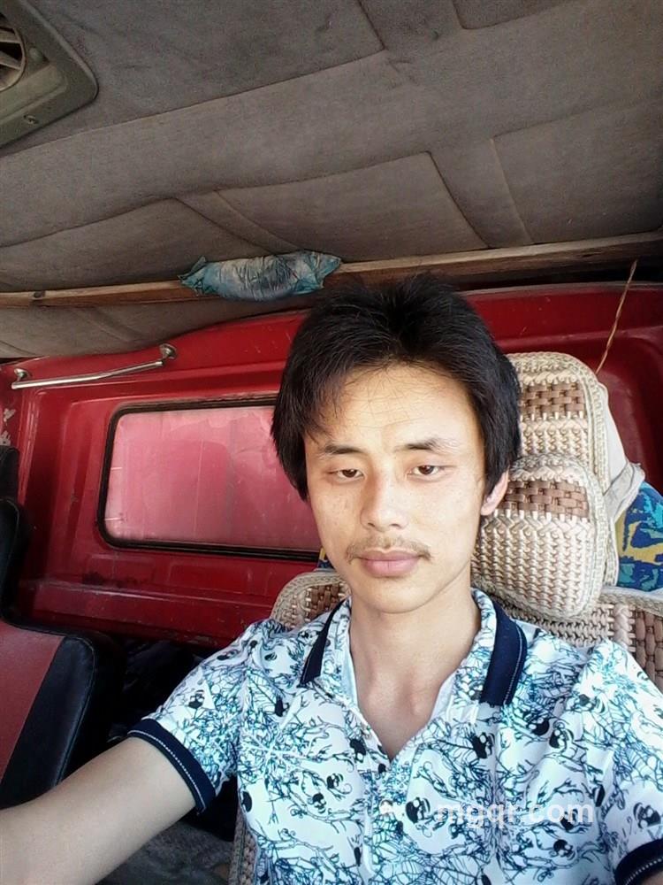 寂寞的婚姻的头像