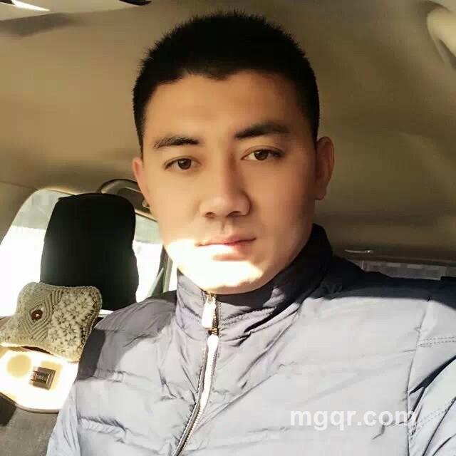 健壮男人的头像