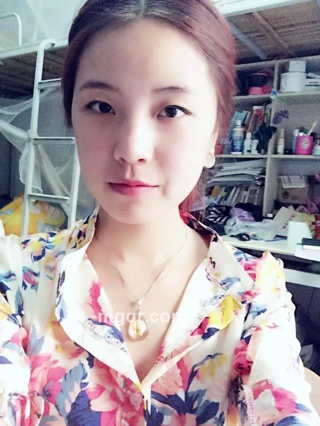 小妖精00的头像