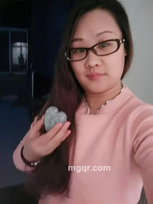 暗色烟花的头像