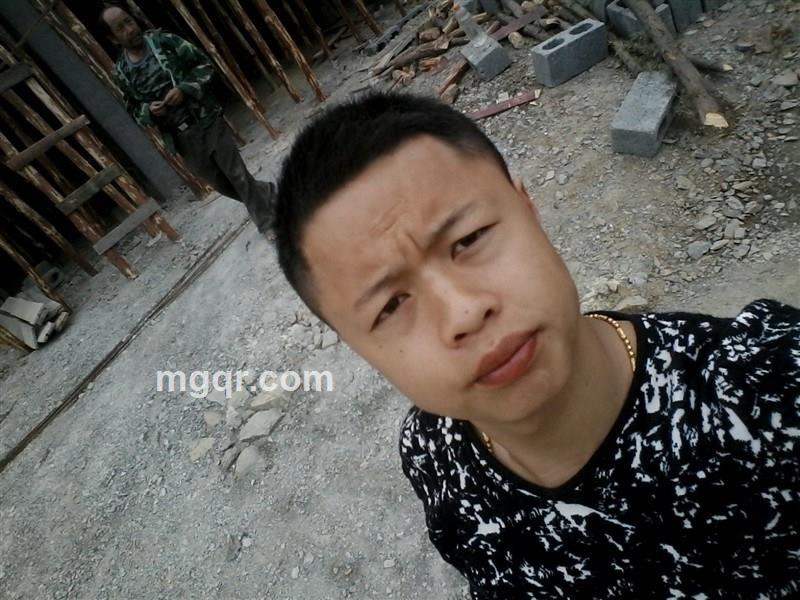 执着的男人的头像