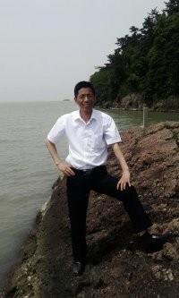 一爱到底的的头像