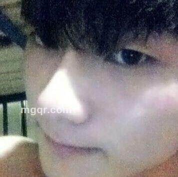 浪漫邂逅，情感宣泄的头像