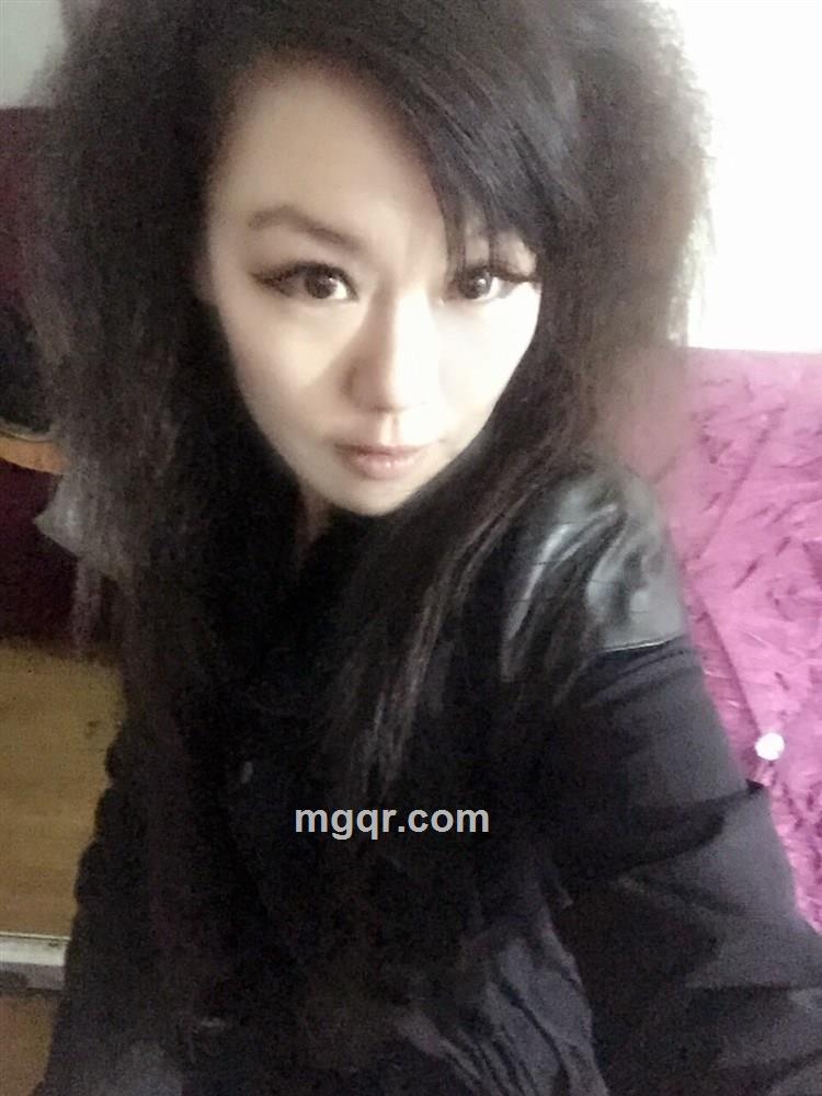 蓝凝露的头像