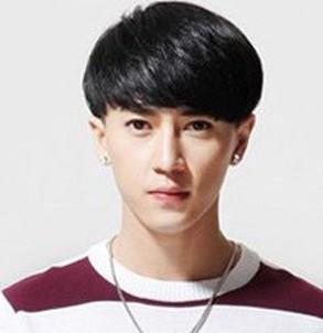 看尽繁华520的头像