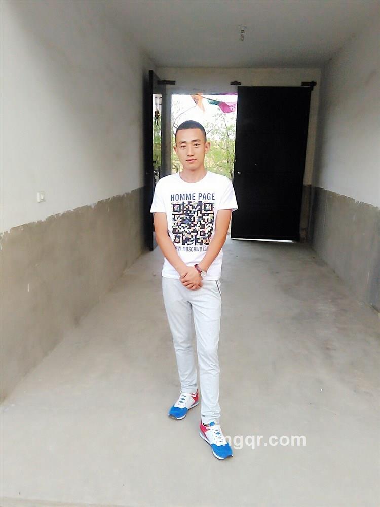 小男人的头像