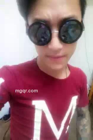 会飞的鱼的头像