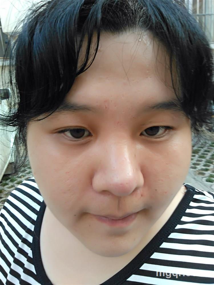 寂寞的胖妞的头像