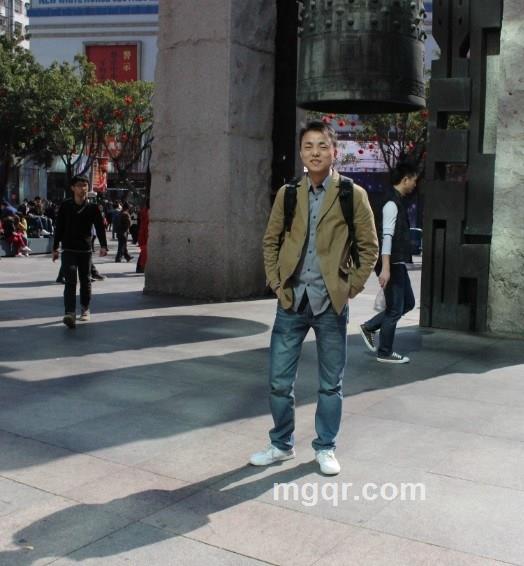 八月十九的头像