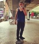 路边的野花不采的头像