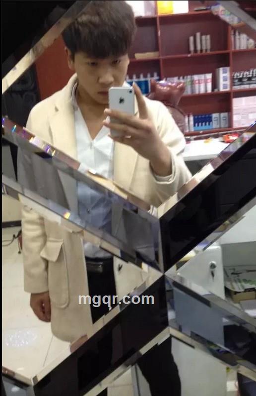 夜色有你更美的头像