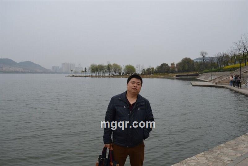 萧条。狼的头像