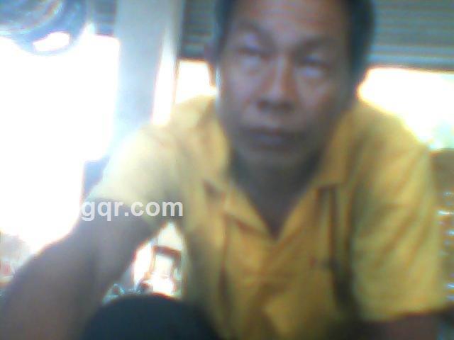 一个浪漫爱上的人的头像