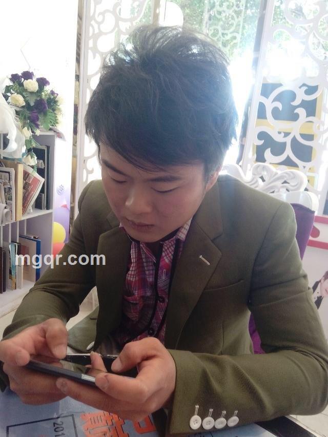 跪下叫声爷的头像