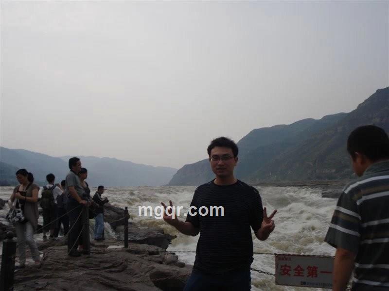 绿茵小猪的头像