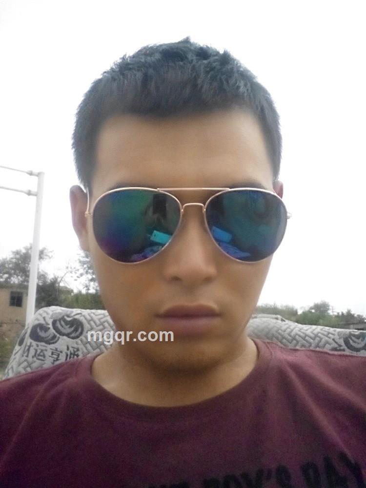 寂寞来人陪的头像