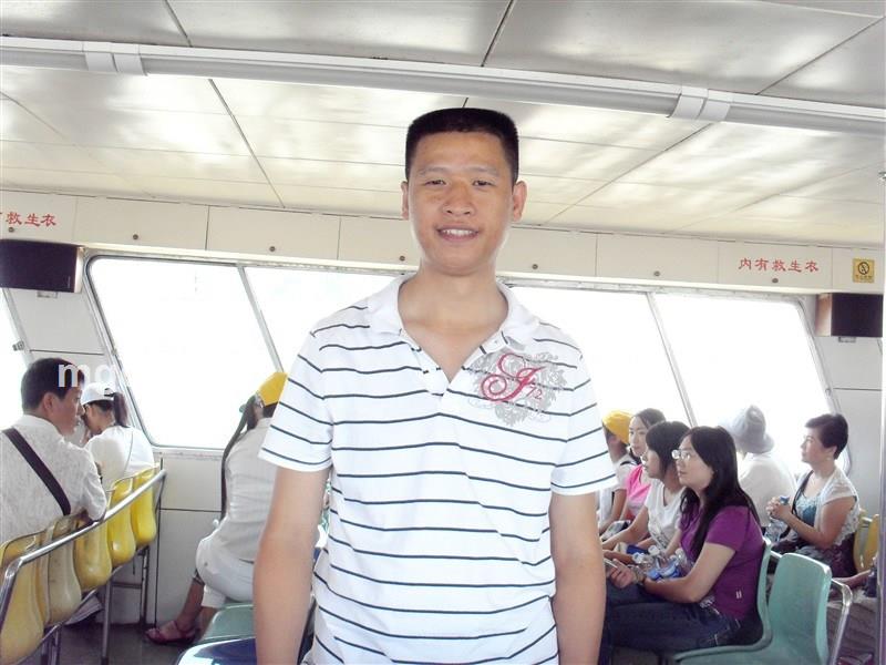 放飞梦想却孤单的头像