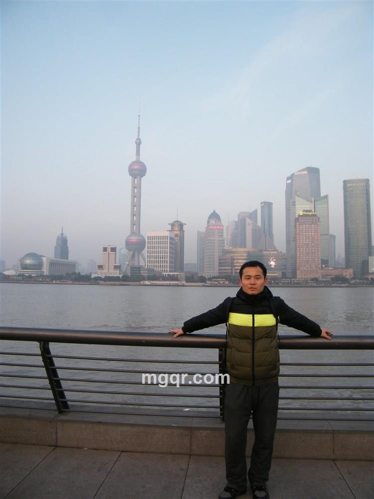 小小的犀牛的头像