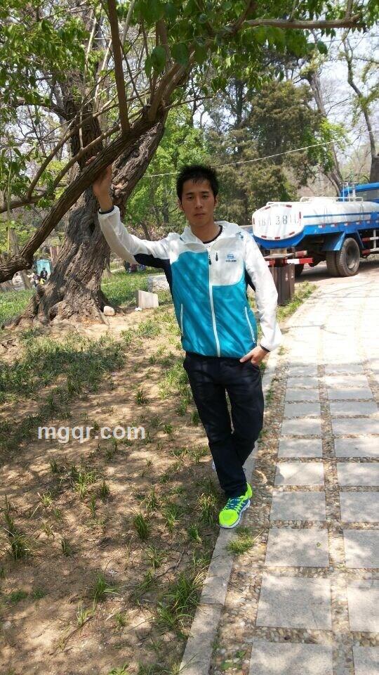 东京樱花落满巴黎街头的头像