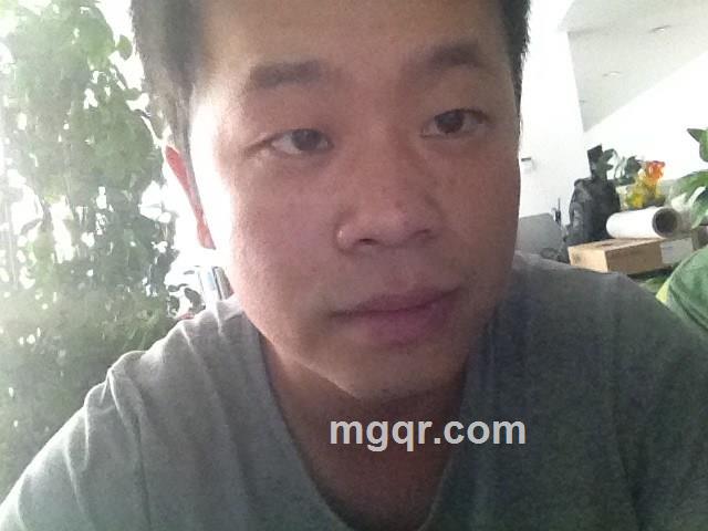 玉心雕龙的头像