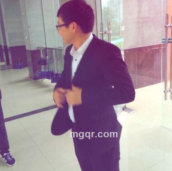 不到一小时贴钱的头像