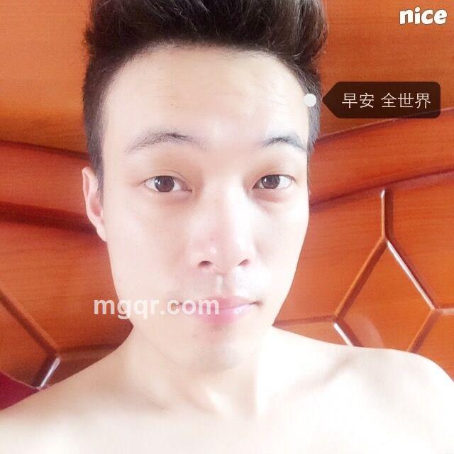 现实不**的头像